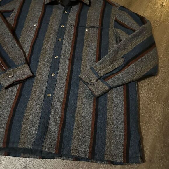 Vintage Shirt Jacket Mens XL Gray Striped Quilted Lined Shacket Wool Blend Snaps - Picture 3 of 10